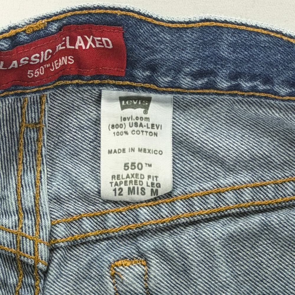 Levi's 550 Women's Classic Relaxed Tapered Jeans Medium Wash Cotton Size 12 - Picture 6 of 10